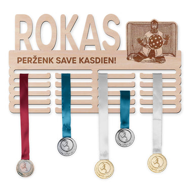 Medaļu pakaramais - grīdas bumba, cilvēka vārtsargs