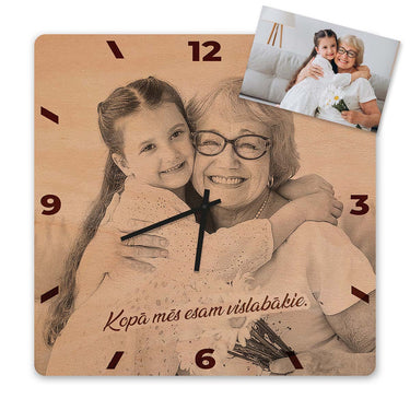 Koka sienas pulkstenis - savi fotoattēli, kvadrāts 50 cm